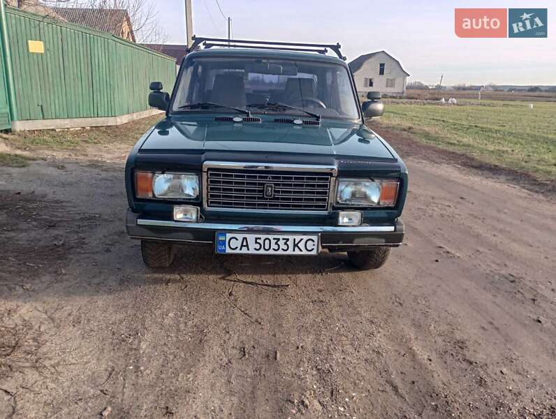 Седан ВАЗ / Lada 2107 2004 в Черкасах