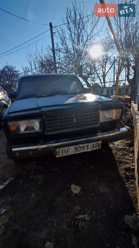 Седан ВАЗ / Lada 2107 1992 в Первомайську