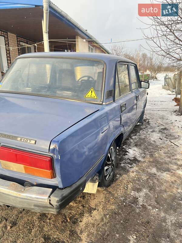 Седан ВАЗ / Lada 2107 2006 в Хмельницком