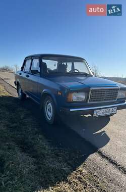 Седан ВАЗ / Lada 2107 2004 в Жидачові