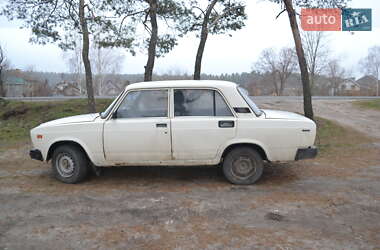 Седан ВАЗ / Lada 2107 1996 в Черкасах