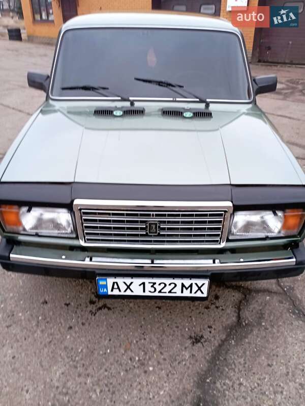 Седан ВАЗ / Lada 2107 2006 в Дергачах