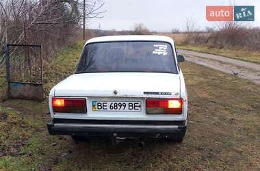 Седан ВАЗ / Lada 2107 1998 в Миколаєві