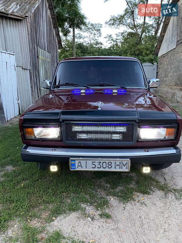 Седан ВАЗ / Lada 2107 2006 в Борисполе