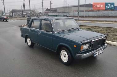 Седан ВАЗ / Lada 2107 2005 в Ірпені