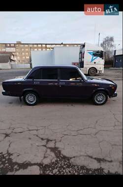 Седан ВАЗ / Lada 2107 2004 в Чорткові