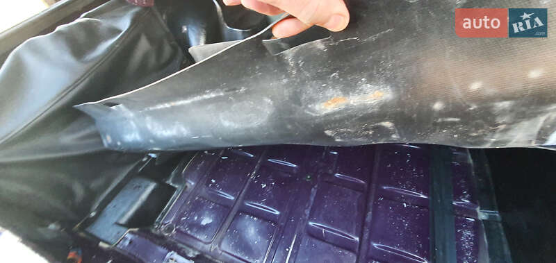 Седан ВАЗ / Lada 2107 2002 в Рені