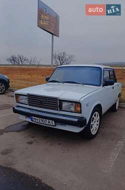 Седан ВАЗ / Lada 2107 2001 в Одесі