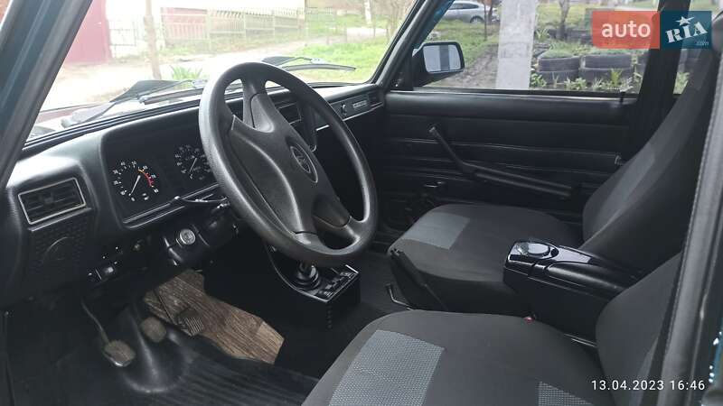 Седан ВАЗ / Lada 2107 2003 в Днепре