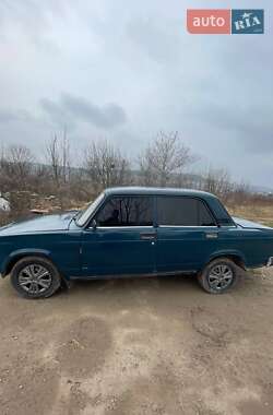 Седан ВАЗ / Lada 2107 2005 в Бережанах