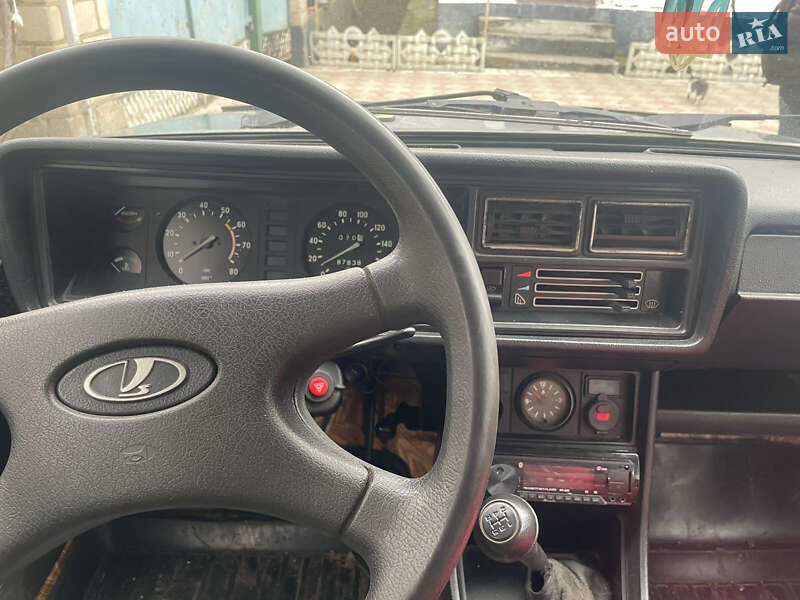 Седан ВАЗ / Lada 2107 2005 в Вознесенську