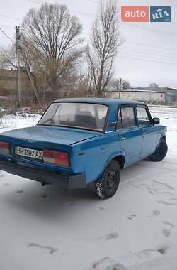 Седан ВАЗ / Lada 2107 1996 в Сумах