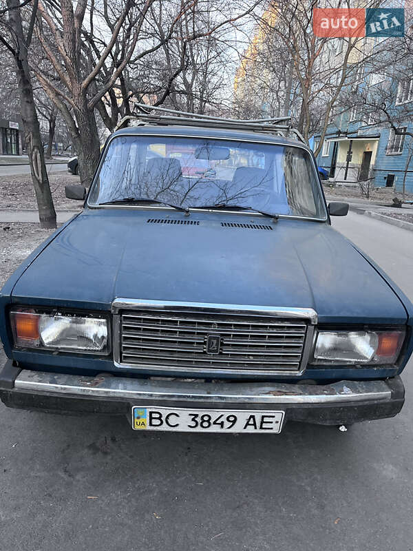 Седан ВАЗ / Lada 2107 2003 в Днепре