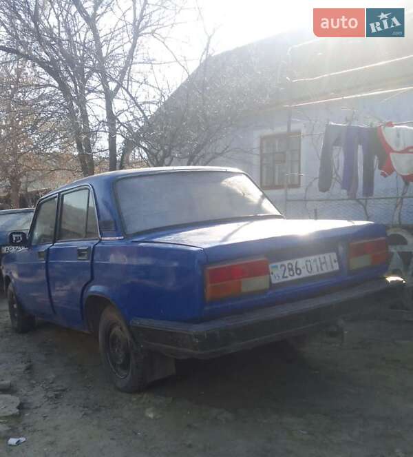 Седан ВАЗ / Lada 2107 1996 в Вознесенську