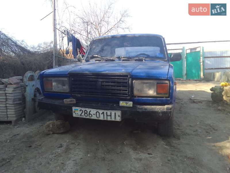 Седан ВАЗ / Lada 2107 1996 в Вознесенську