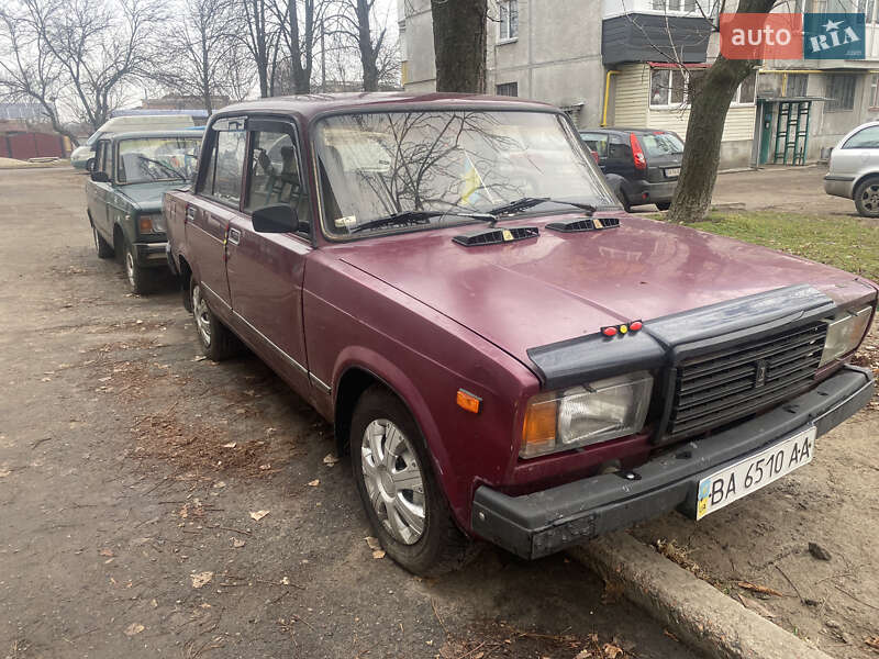 Седан ВАЗ / Lada 2107 2005 в Черкассах