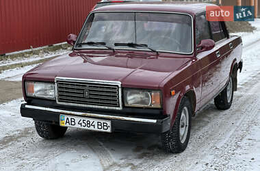 Седан ВАЗ / Lada 2107 2003 в Виннице