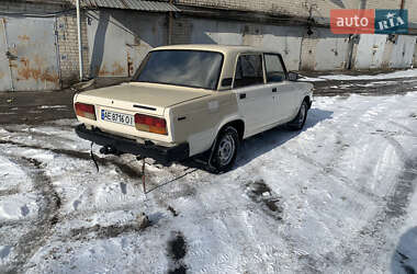 Седан ВАЗ / Lada 2107 1986 в Дніпрі