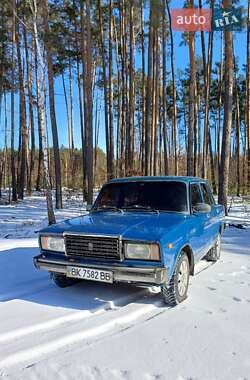 Седан ВАЗ / Lada 2107 2004 в Дубровиці