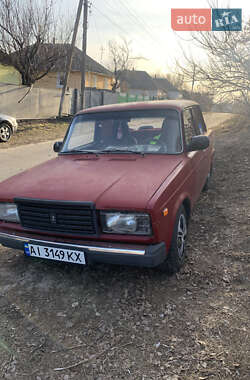 Седан ВАЗ / Lada 2107 1996 в Чернігові