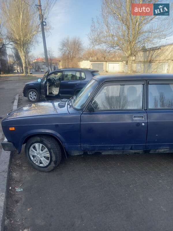 Седан ВАЗ / Lada 2107 1985 в Запоріжжі