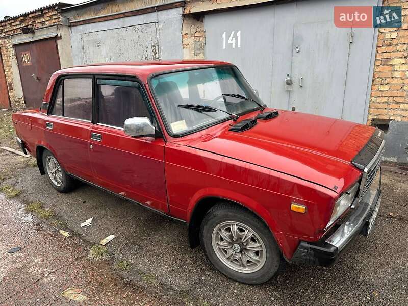 Седан ВАЗ / Lada 2107 2003 в Броварах