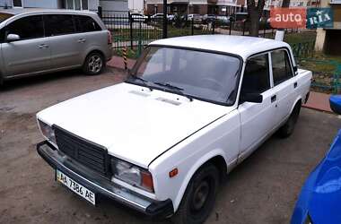 Седан ВАЗ 2107 2004 в 