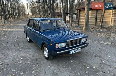 Седан ВАЗ / Lada 2107 2005 в Теплику