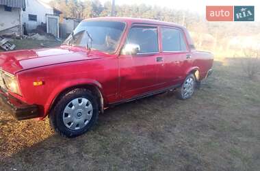 Седан ВАЗ / Lada 2107 2005 в Кременці