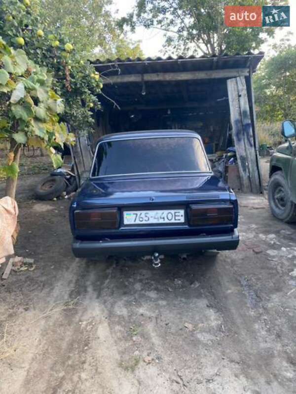 Седан ВАЗ / Lada 2107 1990 в Кодыме