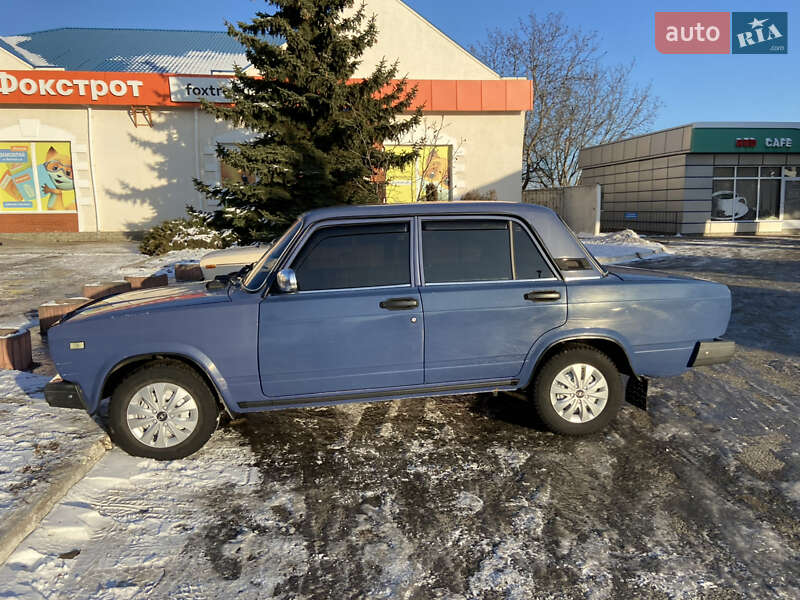 Седан ВАЗ / Lada 2107 2006 в Подольске