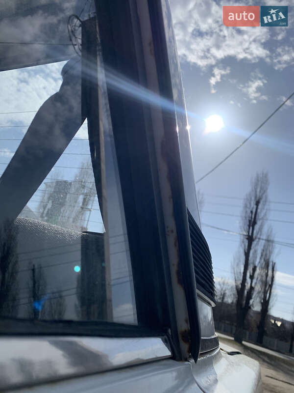Седан ВАЗ / Lada 2107 2002 в Харькове