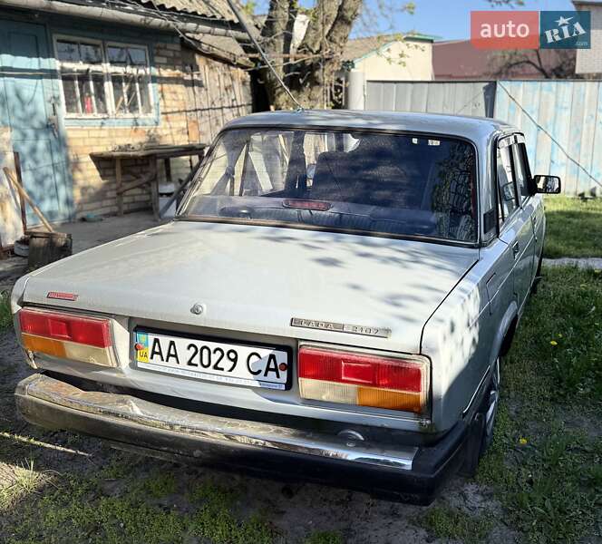 Седан ВАЗ / Lada 2107 2006 в Киеве