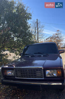 Седан ВАЗ / Lada 2107 1984 в 