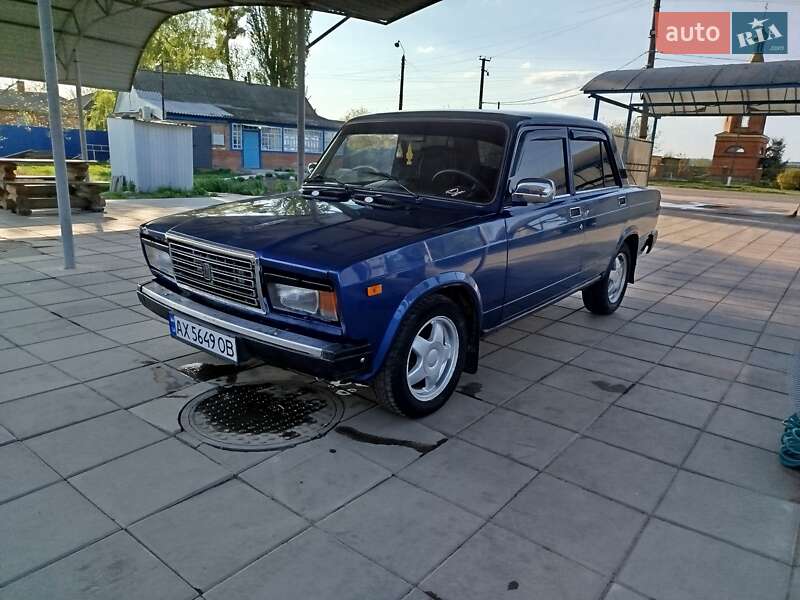 Седан ВАЗ 2107 2007 в 