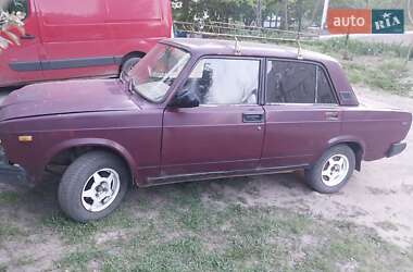 Седан ВАЗ 2107 1997 в 