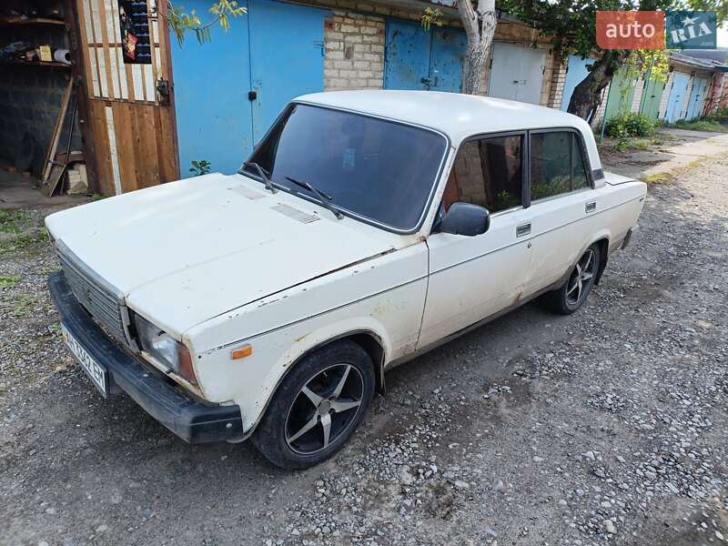 Седан ВАЗ 2107 1988 в 