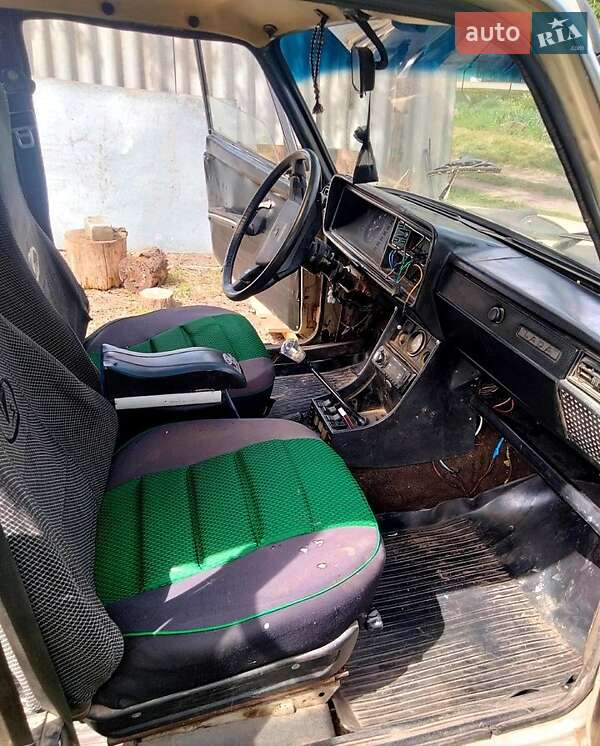 ВАЗ / Lada 2107 1990