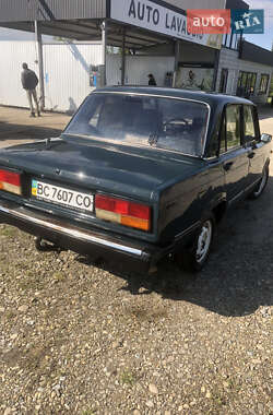 Седан ВАЗ 2107 2003 в 