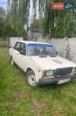 Седан ВАЗ 2107 1985 в Носовке
