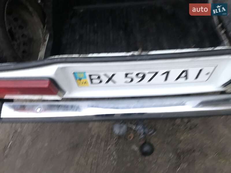 Седан ВАЗ / Lada 2107 1995 в Хмельницькому