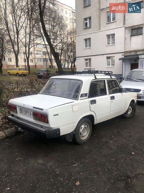 Седан ВАЗ / Lada 2107 1995 в Хмельницькому