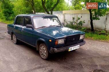 Седан ВАЗ 2107 2004 в 