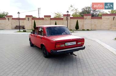 Седан ВАЗ 2107 1983 в 
