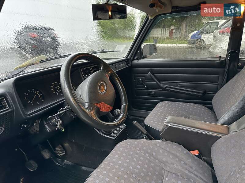 Седан ВАЗ / Lada 2107 2003 в Одессе