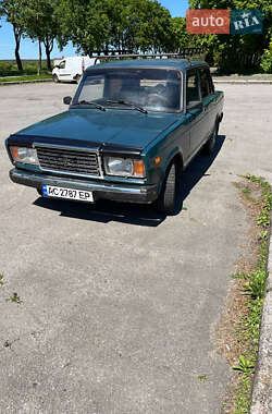 Седан ВАЗ 2107 2005 в 