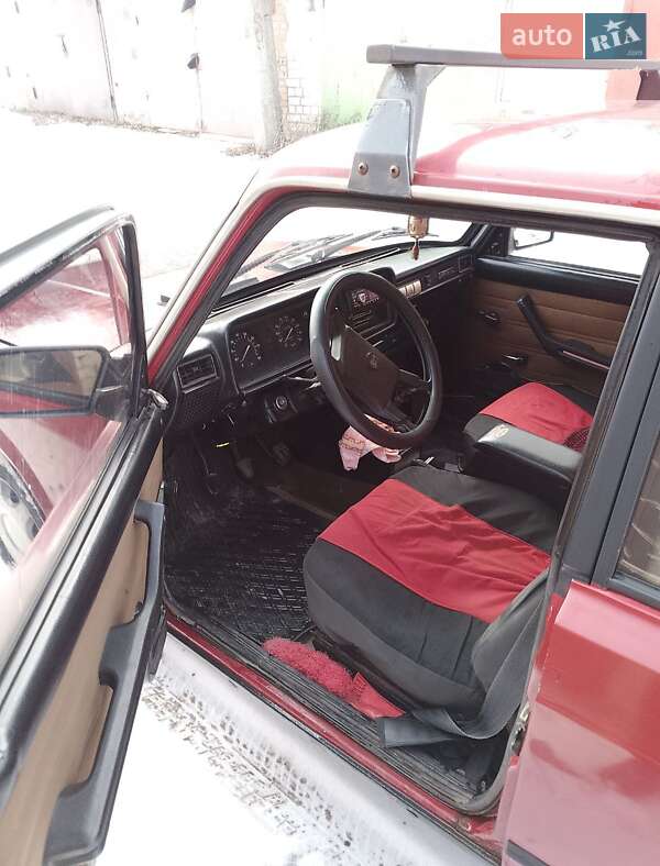 Седан ВАЗ / Lada 2107 1987 в Чернигове