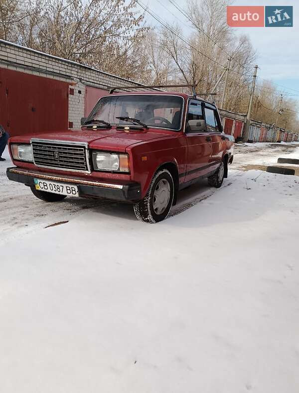 Седан ВАЗ / Lada 2107 1987 в Чернигове