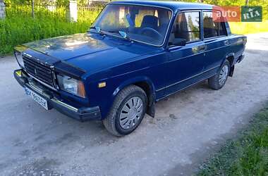 Седан ВАЗ 2107 2005 в 