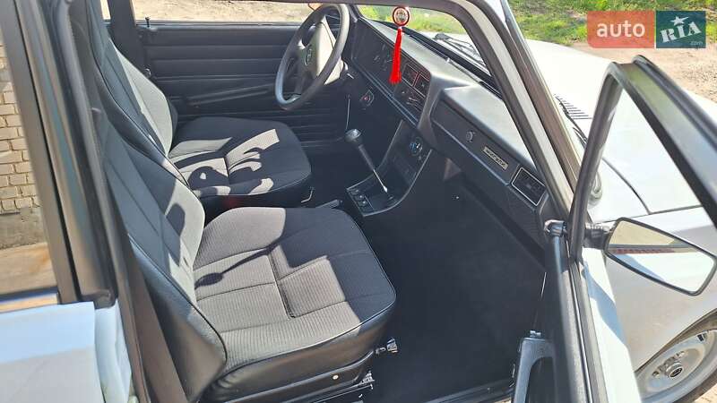Седан ВАЗ / Lada 2107 2005 в Смілі